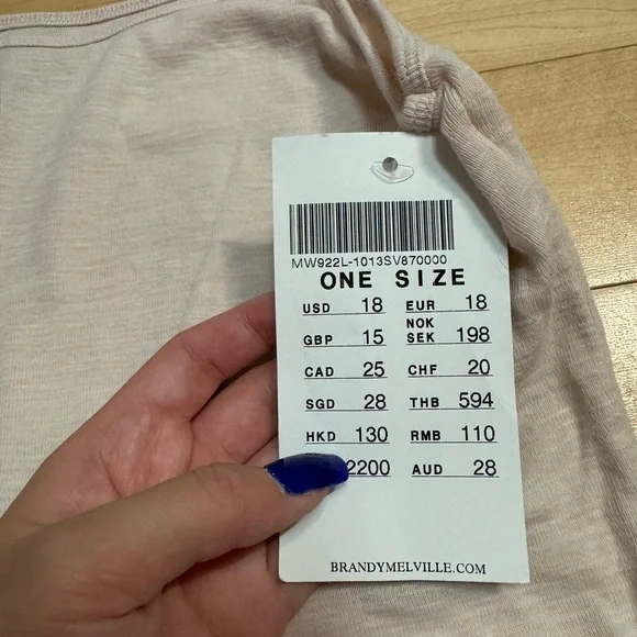 nwt brandy melville tank top - Picture 2 of 2